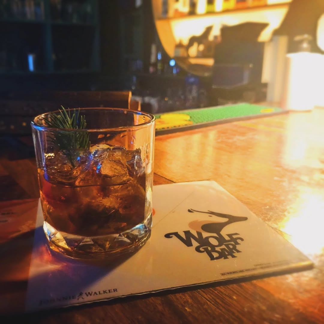 울프바 (Wolf Bar)