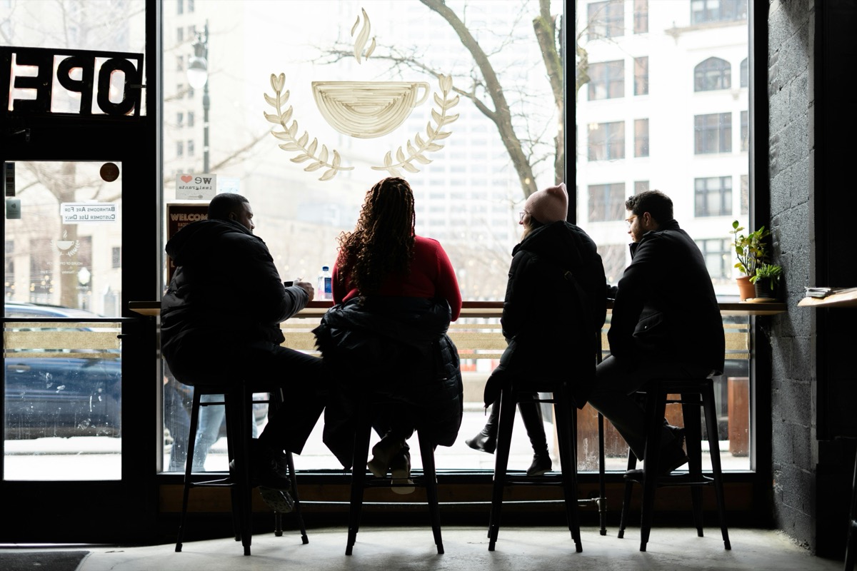 선택한 가족: 서울에서 내 사람들을 찾는 법